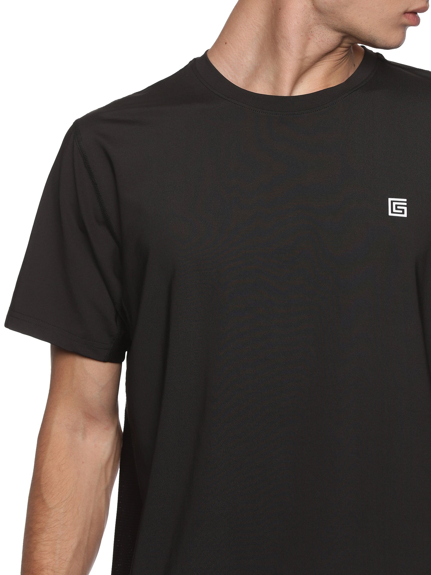 GetCostumed Men's Vendtilated Short Sleeve Tshirt for Training and running